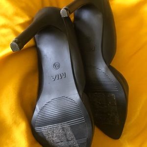 MIA heels
